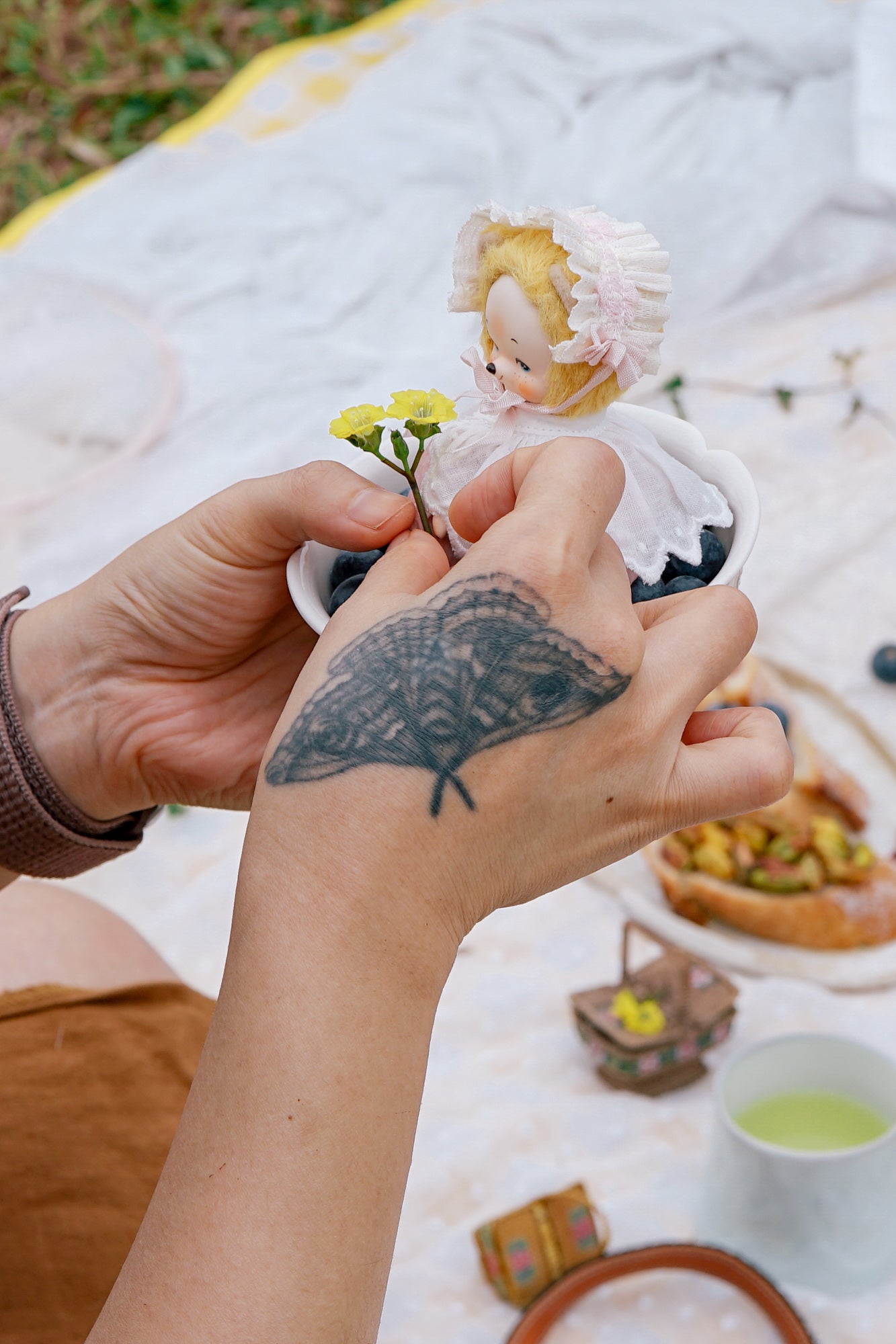 Light【Chapter 1 Flower and Little Bear 】(instock）